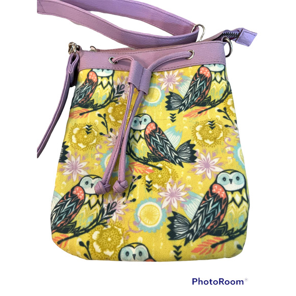 Sarah Watts Capri Designs Wilderness Collection Crossbody Purse with Owls - Picture 1 of 4
